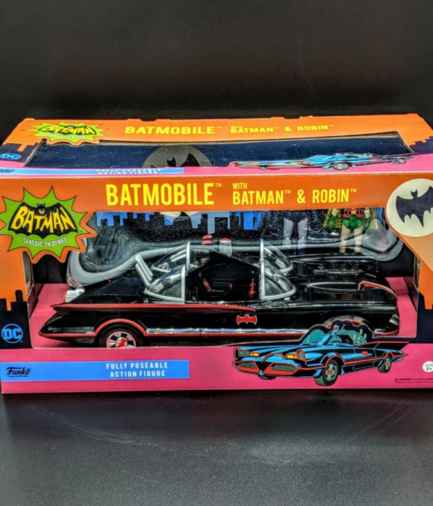 Batman 1966 Batmobile & Action Figures