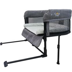 Close2Me Pet Bed for Dogs, Cats up to 15Kg/30Lbs Brand new - Down from $246.00