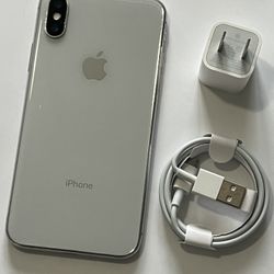 iPhone X, 64gb, unlocked, works any company sim card any country internationally 