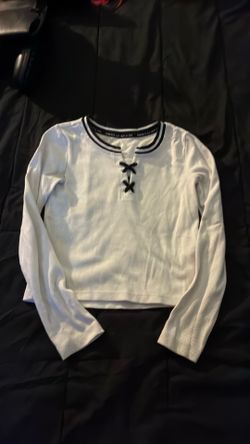 Girls long sleeve shirt with thumb holes, Justice brand, size M