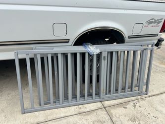 Full Size floor bed railing