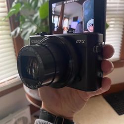 Canon PowerShot G7X Mark II