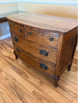 Dresser solid wood