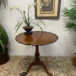 George III Mahogany Tilt-Top Table 