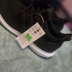 Adidas Ultra Boost Size 7.5 Mens 