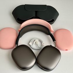 Apple AirPods Max Lightning