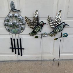 Garden Decor Yard Stakes & Wind Chime