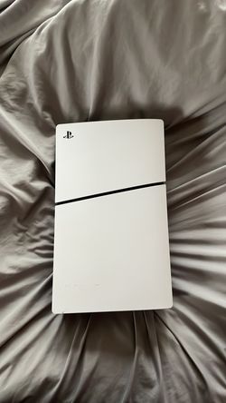 Ps5 with 3 controllers and 2 games included