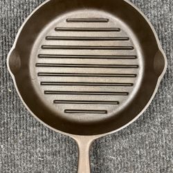 Vintage/Antique Cast Iron - Large Grill Skillet