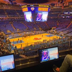 New York Knicks Tickets Section 209 Row 2