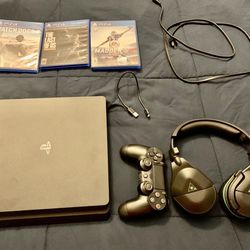 PS4 1TB, 3 Games, Turtle Beach Headset
