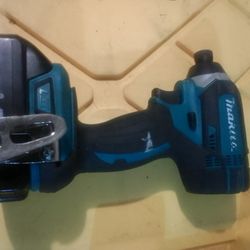Makita Impact Driver Battery And Charger