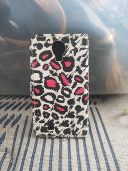 Leopard Print Flip Phone Case