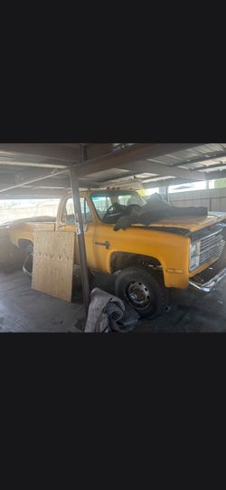 1985 Chevy c30 4x4 with 4 speed