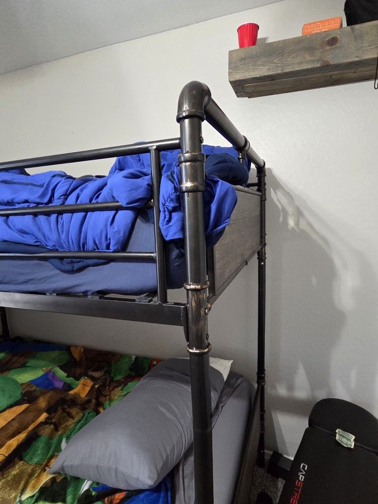 Separate Twin Beds Or Bunk Bed