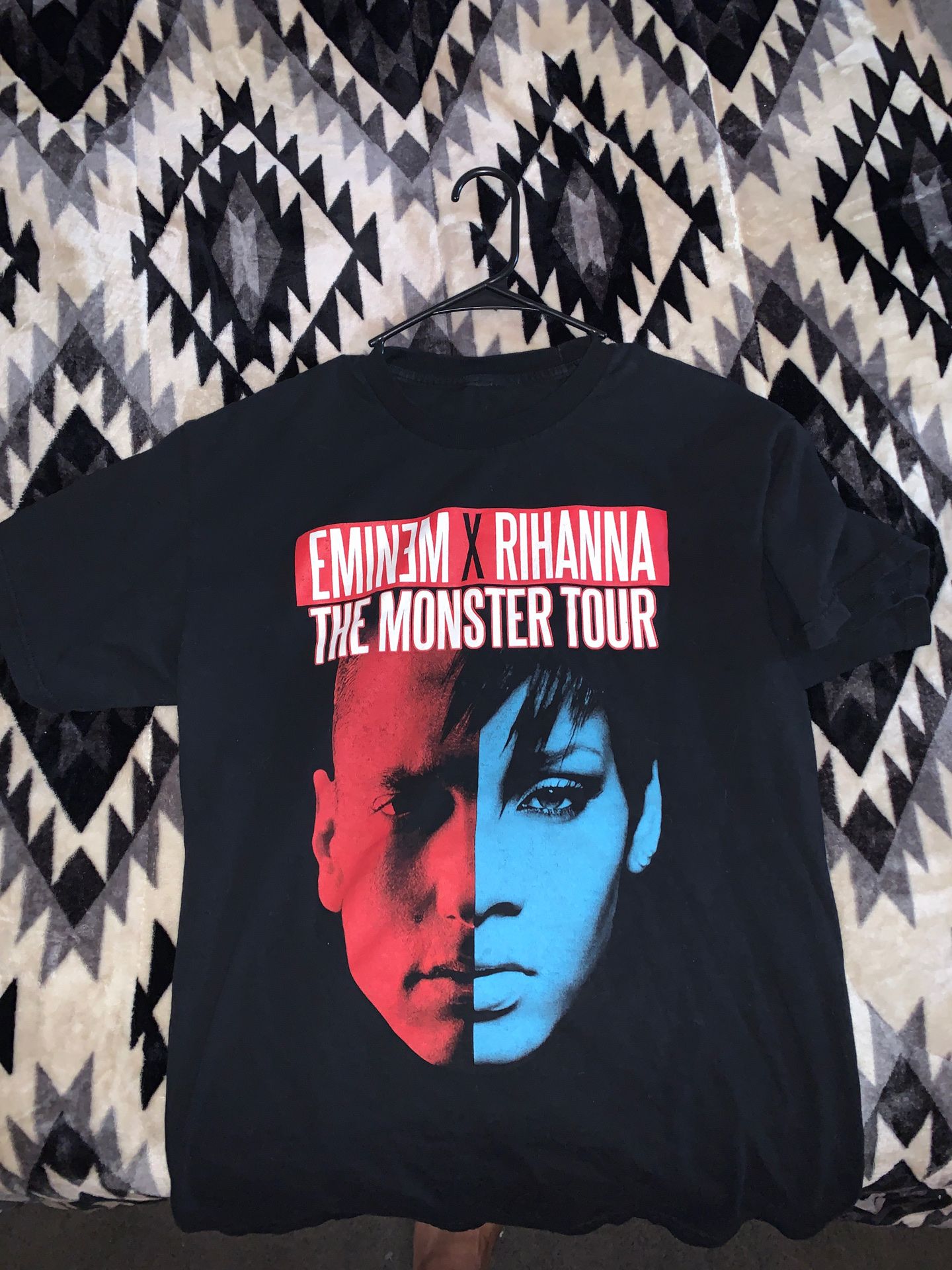 T shirt Eminem x Rihanna tour tee size M