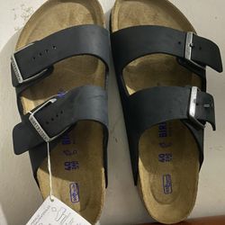 Birkenstock Women’s Arizona Soft Footbed Sandal