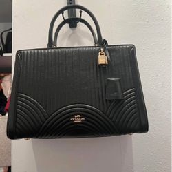 Coach - Zoe Carryall With Art Deco Quilting 
