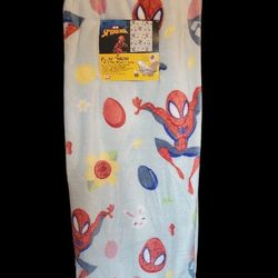 Spider-Man Throw 50x70in  - Spidey Egg Hunt