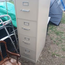 New Metal Filing Cabinet With 4 Drawers 
