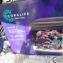Coralife  Bio Cube Jr Saltwater/ Freshwater Aquarium 