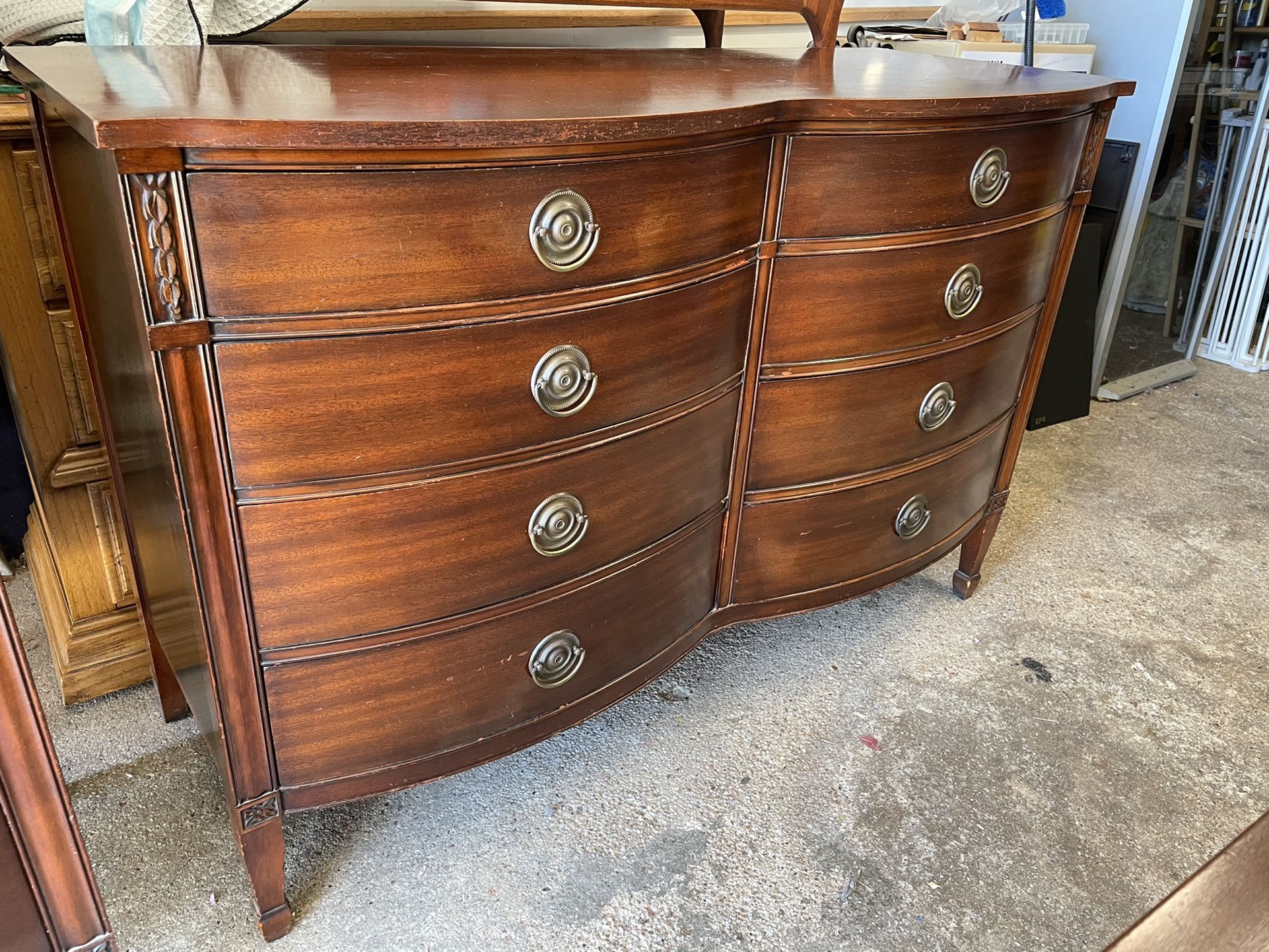 Drexel 5 Piece Antique Mahogany Bedroom Set for Sale in Seaford, NY