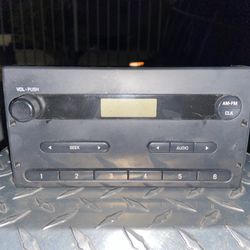 Ford Radio