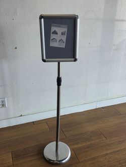 Adjustable snap frame