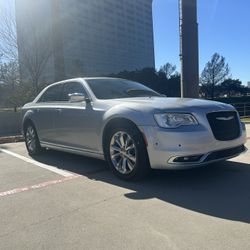 2020 Chrysler 300