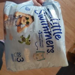 Little Swimmers Size 3