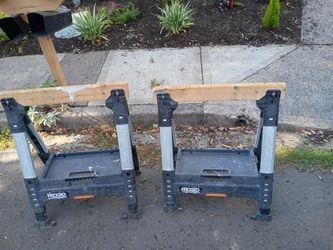 Rigid saw horses & husky adjustable Table
