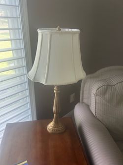 Table lamp