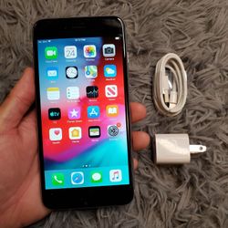 iPhone 6 Plus - UNLOCKED - Like New 
