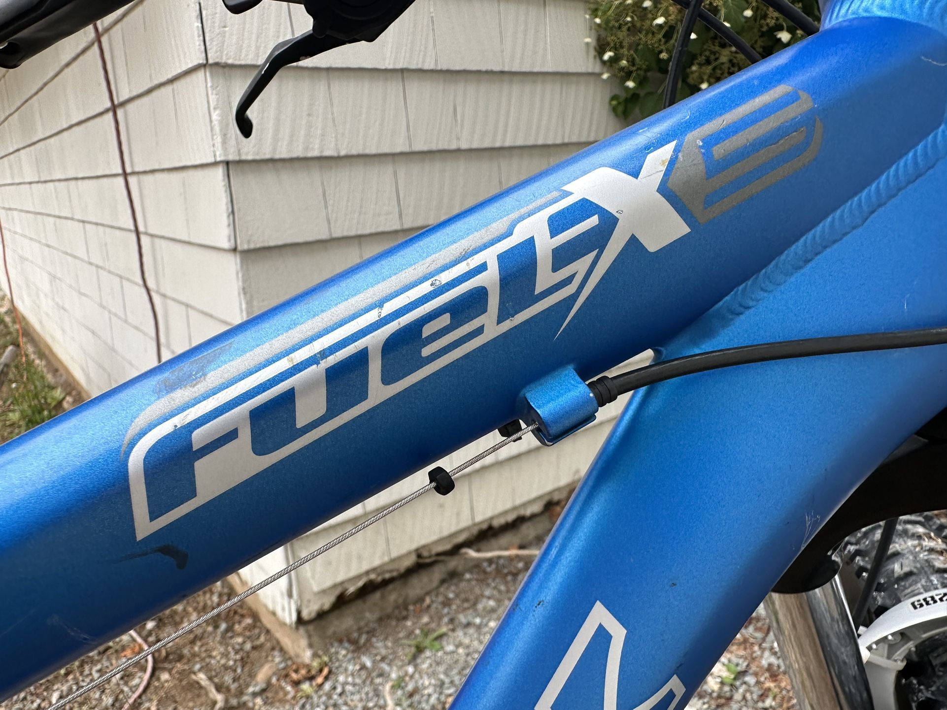 BIKE, FULL SUSPENSION, TREK, FUEL X5, MOUNTAIN for Sale in Mount Vernon