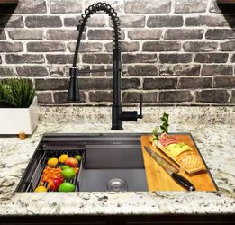Stainless Steel 32 in. x 18 in. Undermount Kitchen Sink