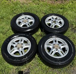 Set Of 15” Honda CRV Rims 