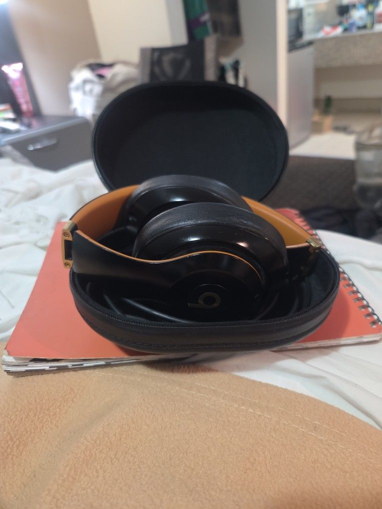 Beats by Dr. Dre Studio3 Wireless Over Ear Bluetooth Headphones