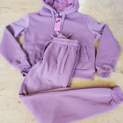 2B Free Jogger Suite 