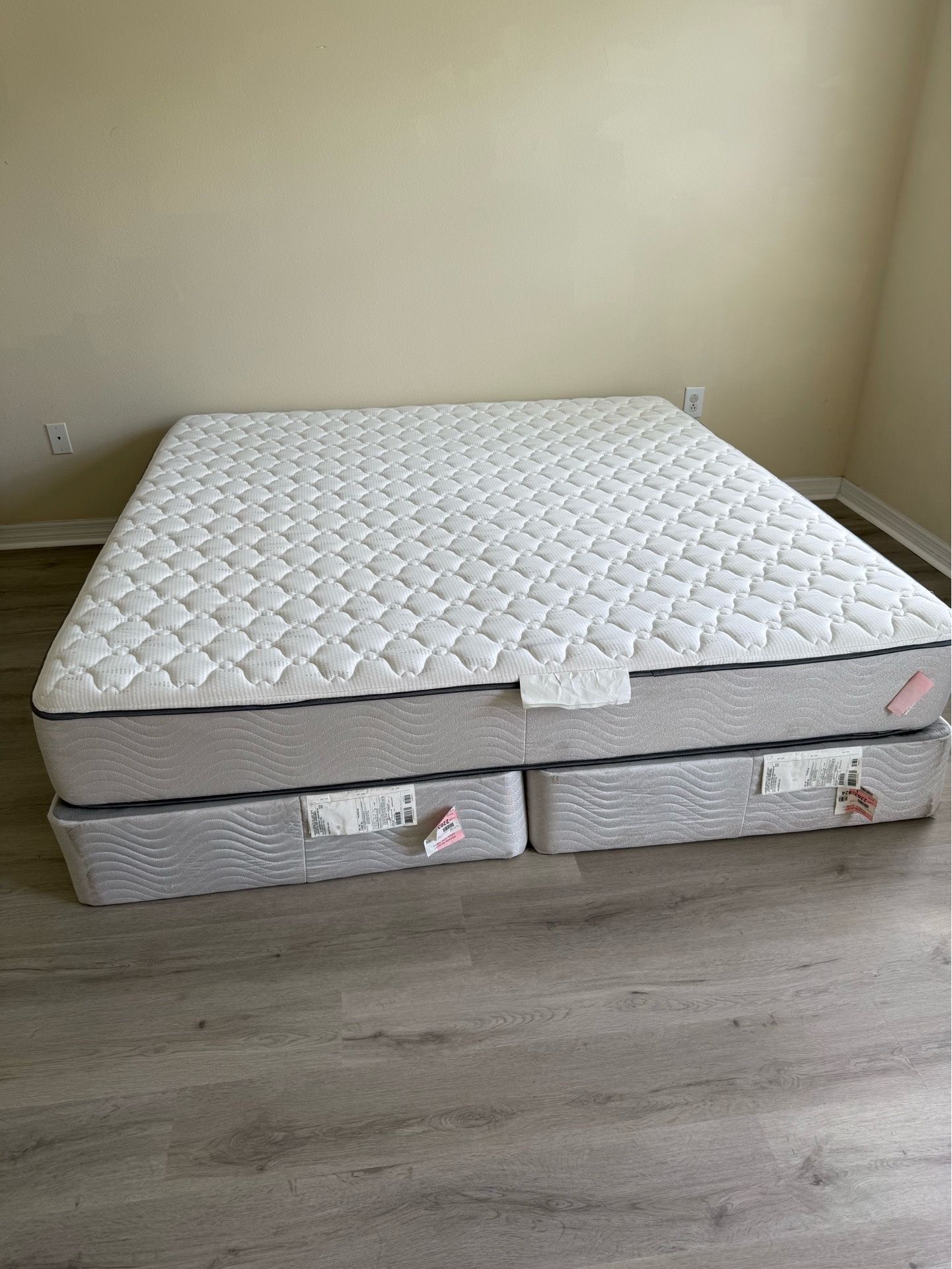 King mattress with 2 bases