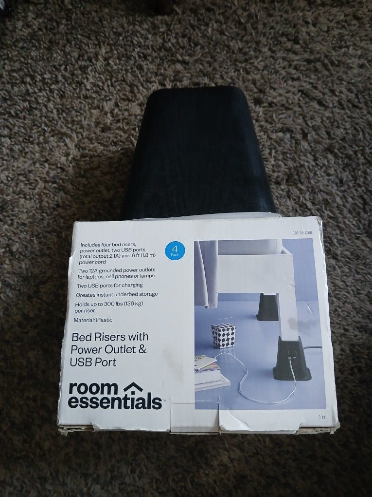 Room Essentials Set of 4 Black  Bed Risers with Outlet/USB port  