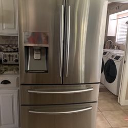 Selling Our 2015 Samsung Refrigerator For PARTS ONLY