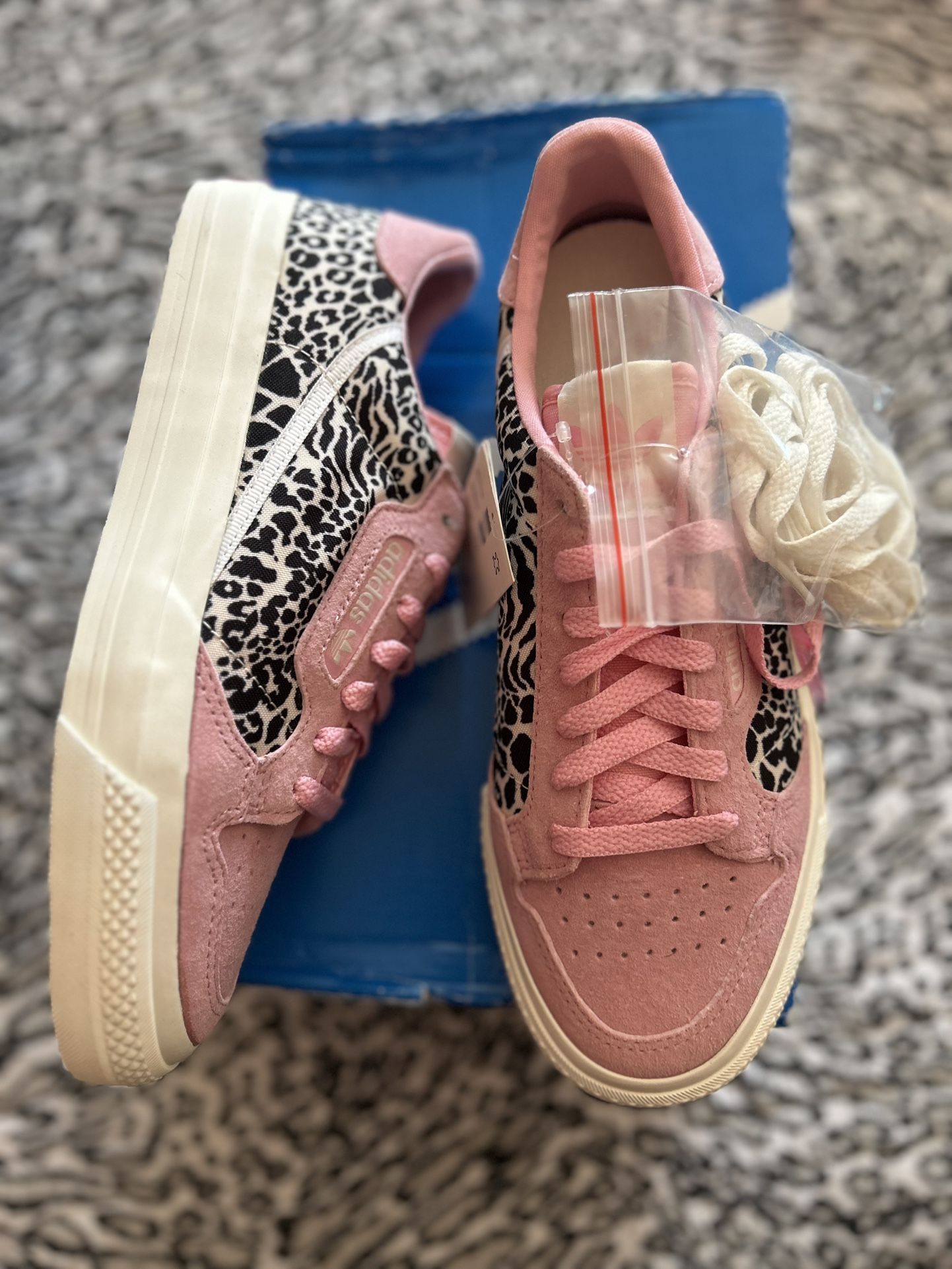 New Women Adidas Shoes Size 8 $40 Firm