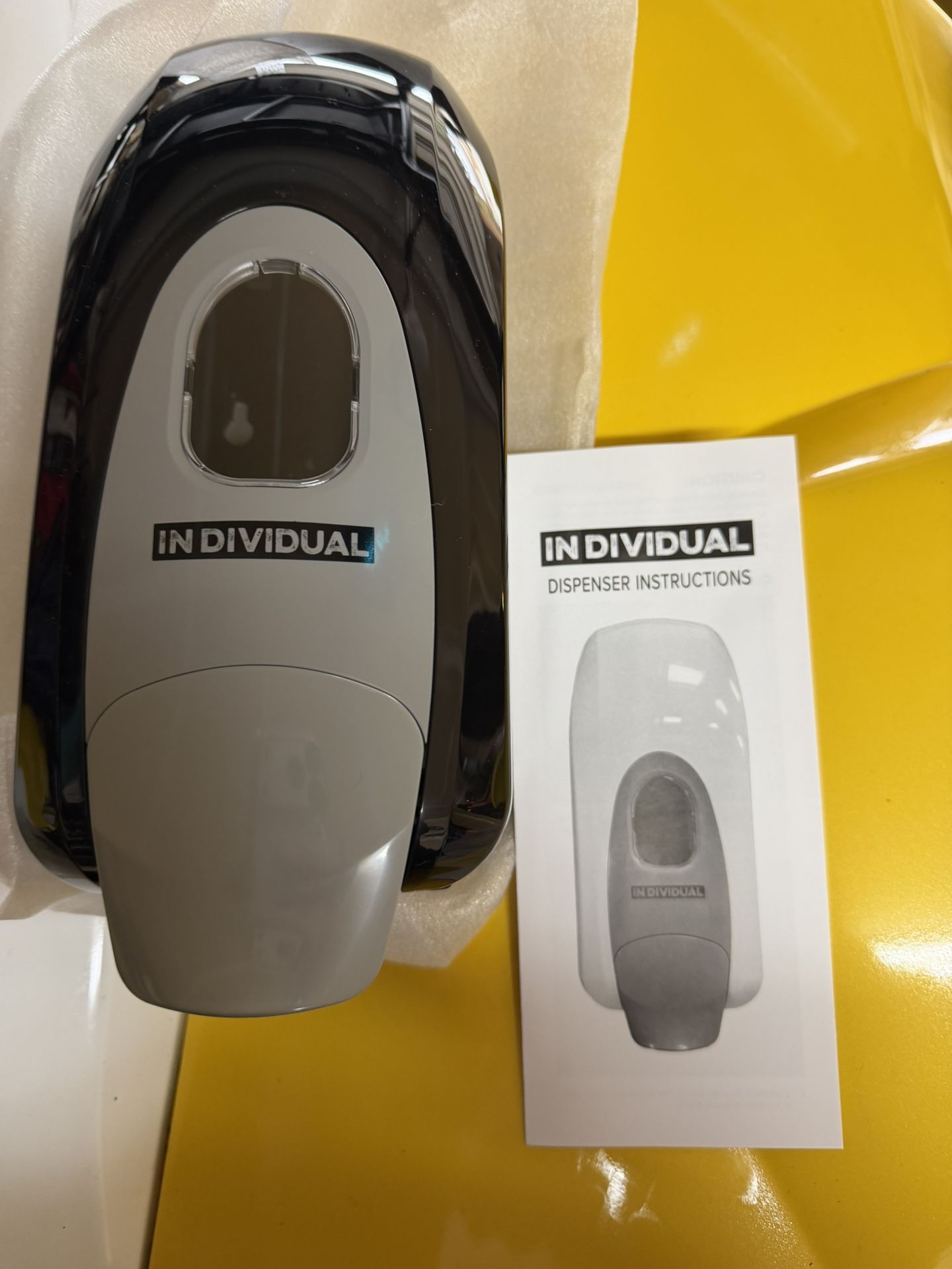 Manual Foaming Dispenser Black