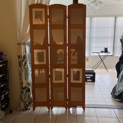 Three panel 5 foot picture display board