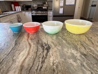 Vintage Pyrex Primary Colors Nesting Mixing Bowl Set of 4. Models 401 (4 quart yellow), 402 (2.5 quart green), 403 (1.5 quart red), 404 (.75 quart bl