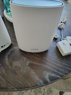 Netgear Orbi Mesh Router