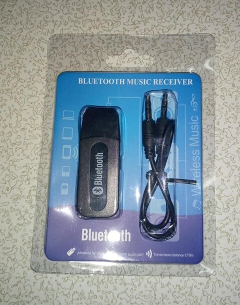 Auxiliary Bluetooth Music Receiver