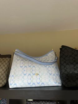 Purses coach 2 straps
