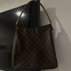 lv purse