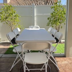 Table & Chairs